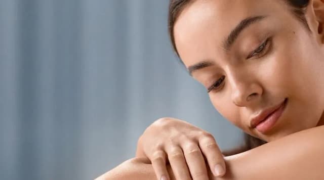 Cera dojrzała od jakiego wieku? Poznaj oznaki i zmiany w skórze Cera dojrzała od jakiego wieku? Poznaj oznaki i zmiany w skórze