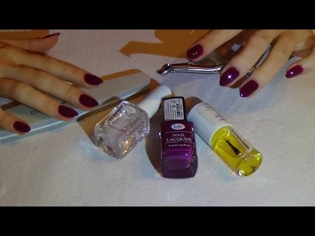 Jak samemu zrobić manicure, by uniknąć błędów i osiągnąć efekt salonowy Jak samemu zrobić manicure, by uniknąć błędów i osiągnąć efekt salonowy