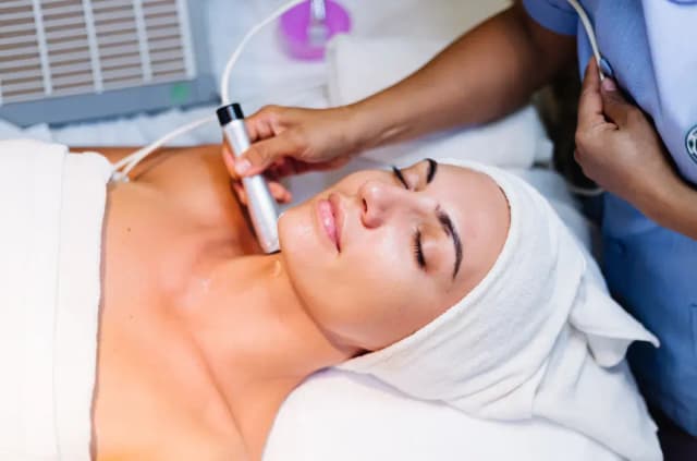 Peeling kawitacyjny jaki wybrać - uniknij najczęstszych błędów w wyborze Peeling kawitacyjny jaki wybrać - uniknij najczęstszych błędów w wyborze